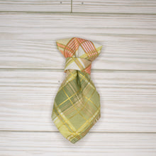 Load image into Gallery viewer, Green Plaid Neck Tie
